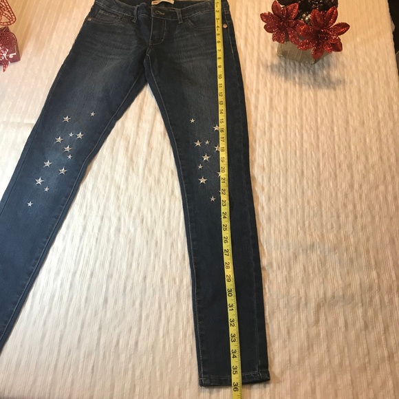 Girls Levis Skinny Jeans With Stars - Size 16 Reg - Picture 2 of 8